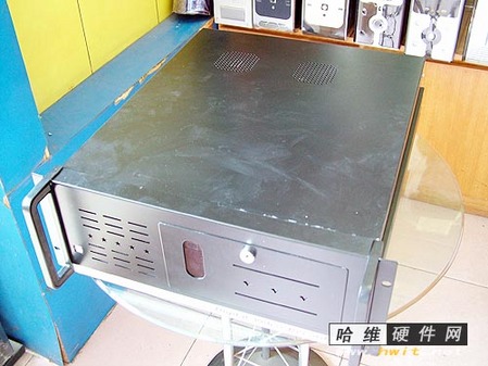 超值 华南工控超级4U机箱售价仅385元_富士康