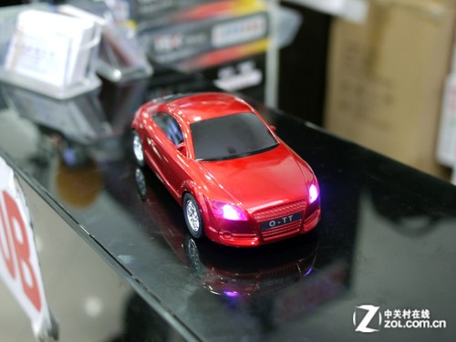 流畅跑车造型 花脸客O-TT便携音响简评_花脸客