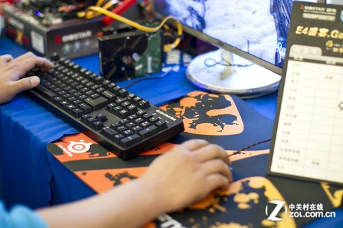 赛睿友情赞助“E4盛宴,Geek体验”体验会