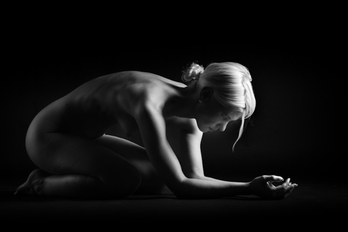 这是一组来自国外摄影师的艺术人像集锦