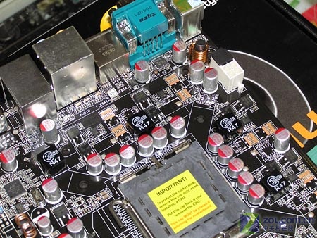 ��˶��ASUS��P5B-E PLUSͼƬ���� ��15�� -ZOL�йش����ߵ�15��