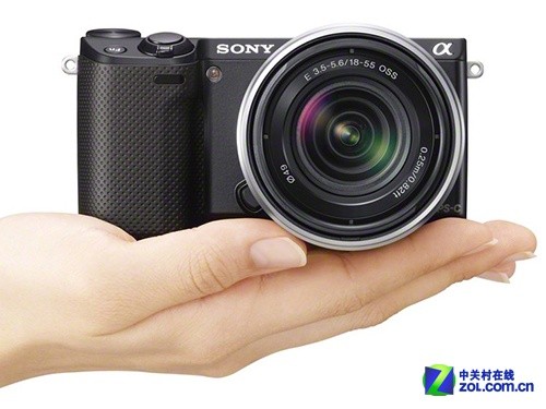 旋转屏+Wi-Fi功能 索尼NEX-5R正式发布