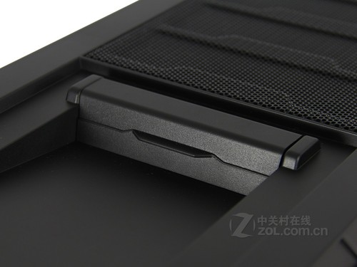 不用工具也可以 iPhone帮你挑选好机箱