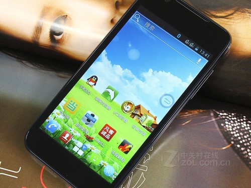 4.5英寸大屏 行货中兴v955现在仅需760元