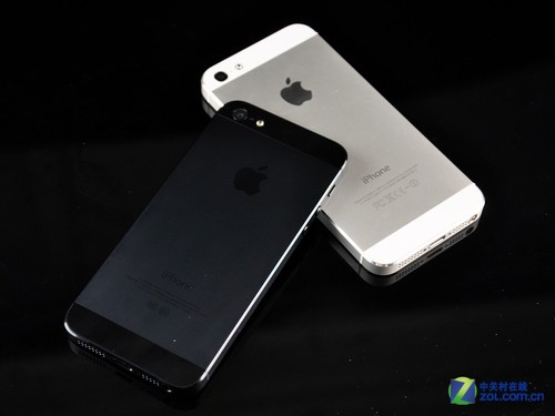 额外配转接头 电信版iPhone 5真机赏析