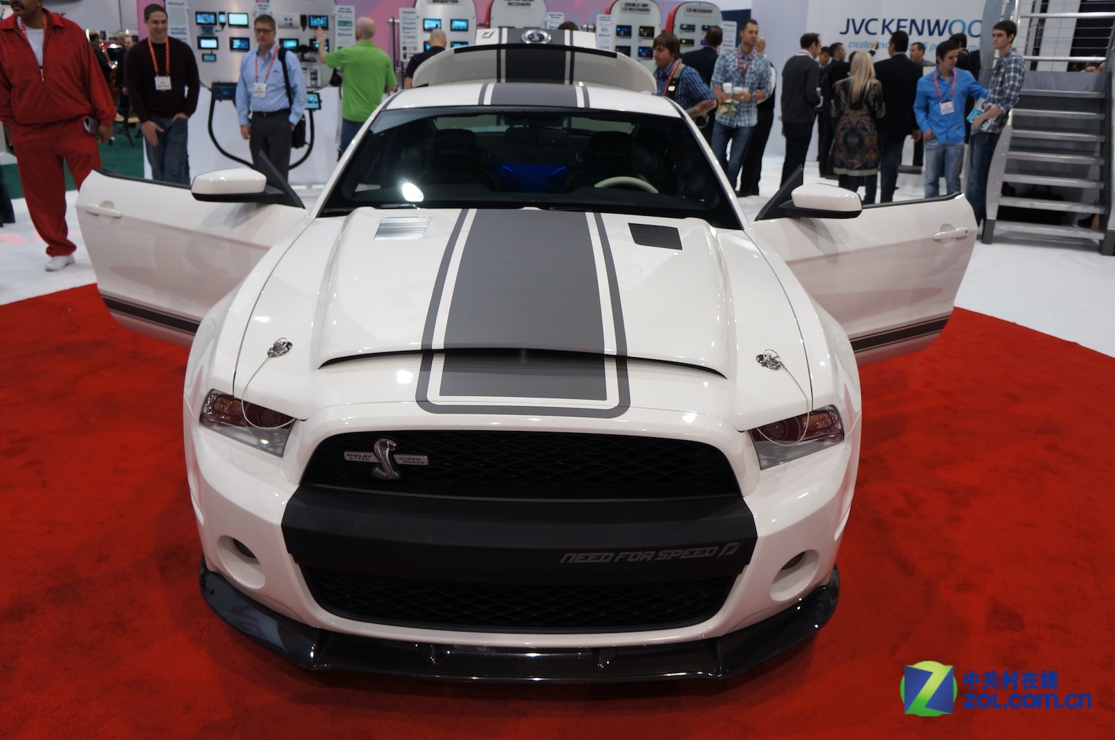 ces2013:jvc音响入驻豪华跑车美图欣赏