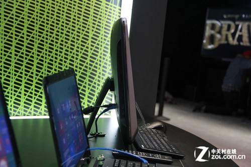 CES2013:东芝笔记本新品主打3D和触控