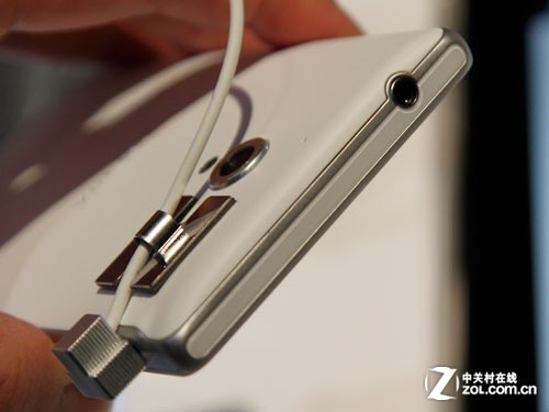 5Ӣ���ĺ˺ڰ���ɫ ����Xperia ZL���� 