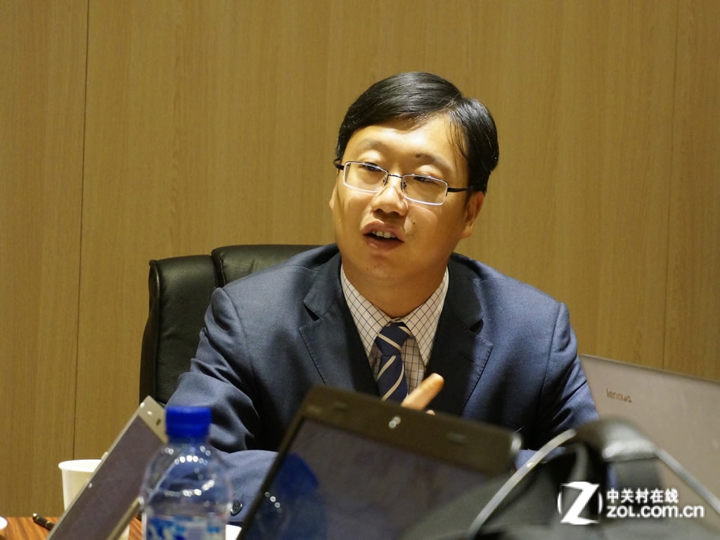 【高清图】 专访华为邵洋:站出来! 与三星/苹果竞争图2