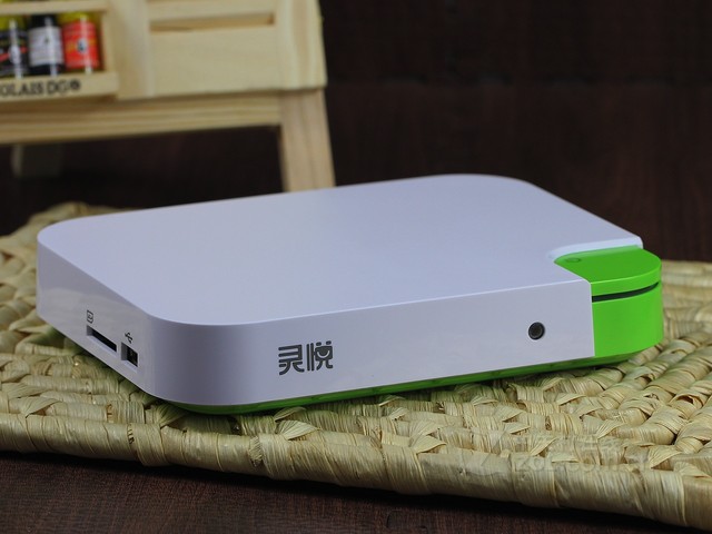 外观升级更时尚灵悦电视宝hd300图赏