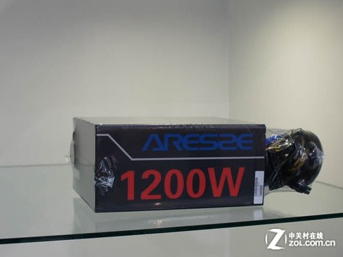 �۽�������˹ �����CeBIT2013Ѳ�� 