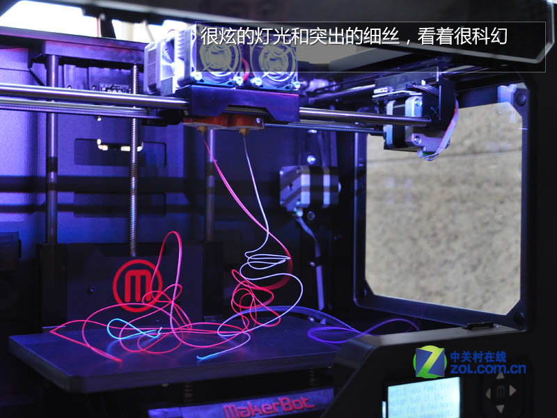 ˫ɫ3DӡMakerBotƷȫײ