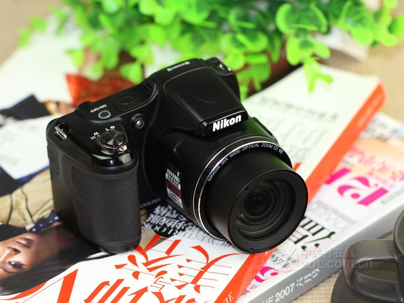 尼康l820图片