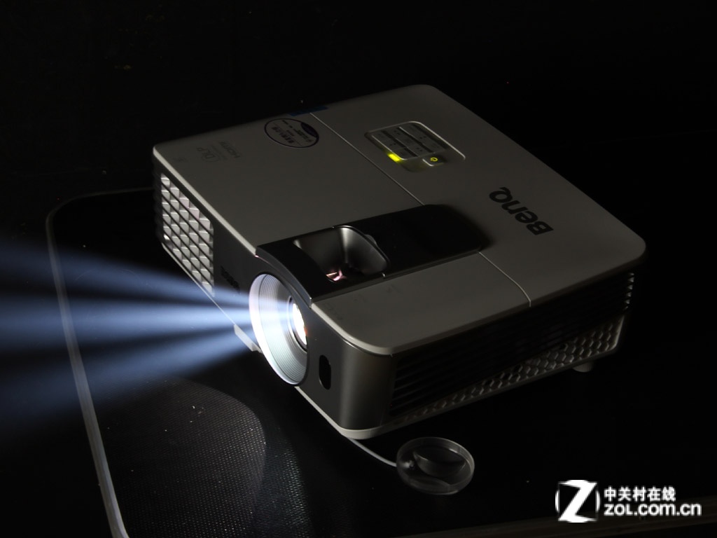 【高清图】 超值=缩水?万元内3d 1080p投影机横评图42