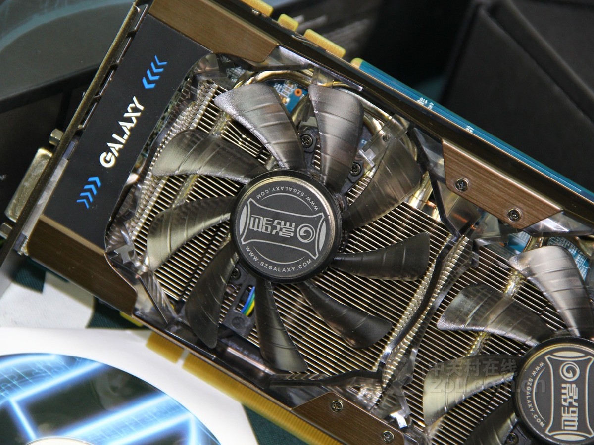 影驰geforce gtx 770四星黑将