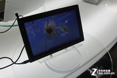 Intel展台:联想miis 10等Win8平板亮相