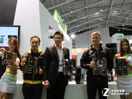 ��DIYer���صľ�ϲ ̨��ֱ�����淢���� 