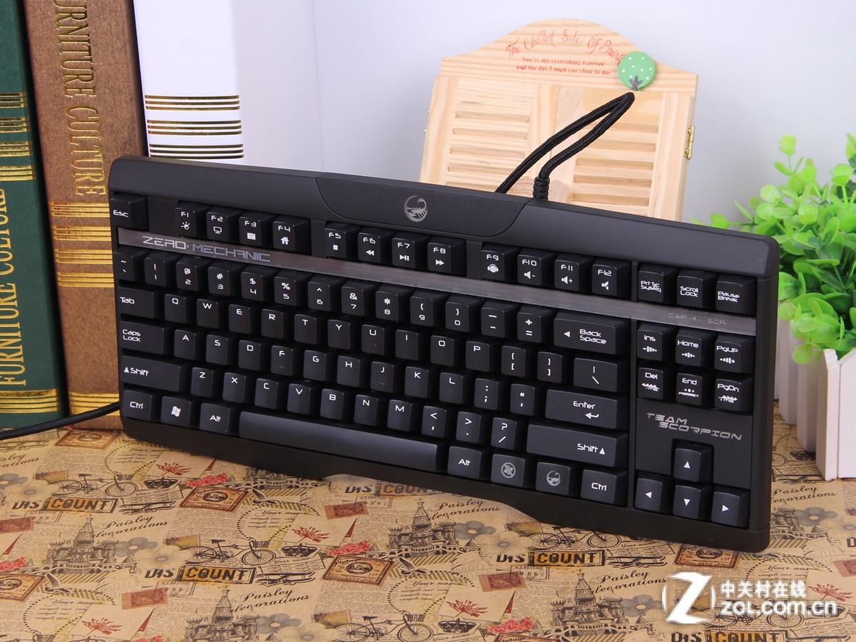 高性价比 魔蝎87键游戏机械键盘首测 (17/54)