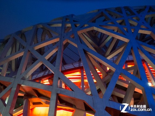 ����ż��ľ��� ����SX50 HS������̨�� 