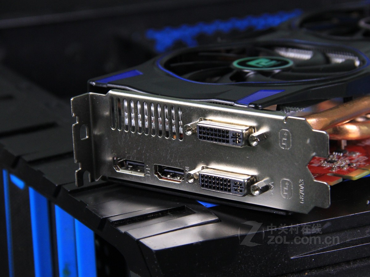 【高清图】 迪兰(powercolortech)r9 280x 3gd5 gddr5效果图 图93