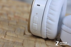 װ 