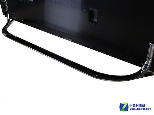 液晶电视 正文 三星f9000"新月时光"设计理念的精髓就在于底座,背部