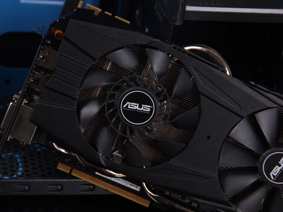 【高清图】 华硕(asus)圣骑士gtx 780ti-dc2oc-3gd5效果图 图90