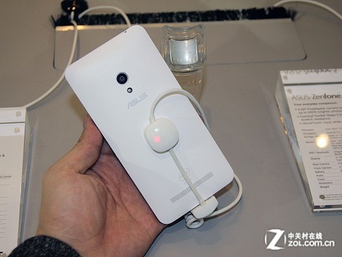 ��Ʒ�ʸ����� ��˶ZenFone4/5/6��ǳ� 