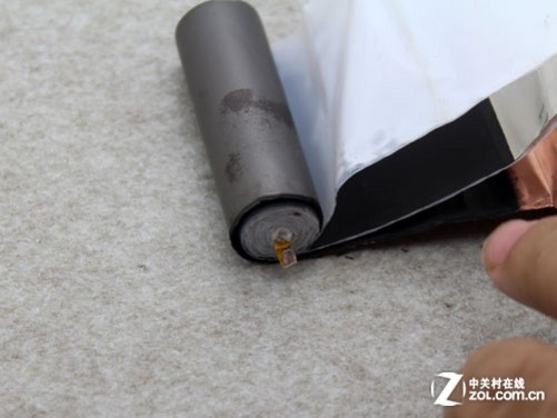 可以对内部物质起到较好的保护,而且能很好的防止出现漏液情况