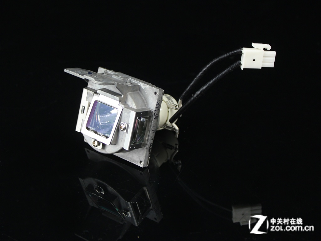 【高清图】 拒绝阴霾 明基dx819st教育互动短焦测试图3