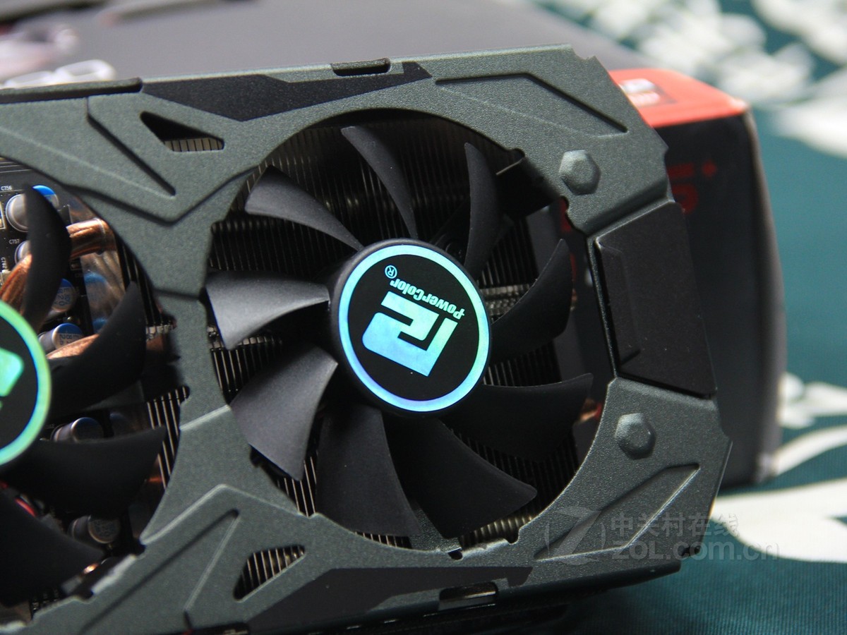 显卡 迪兰显卡 迪兰r9 290 酷能 4g 图片 实拍图 10 / 19隐藏