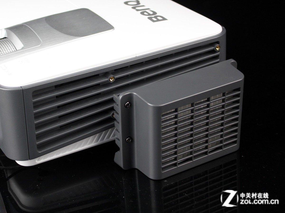 【高清图】 拒绝阴霾 明基dx819st教育互动短焦测试图1