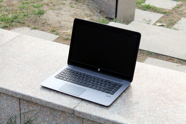 顶级商务惠普folio1040旗舰本图赏