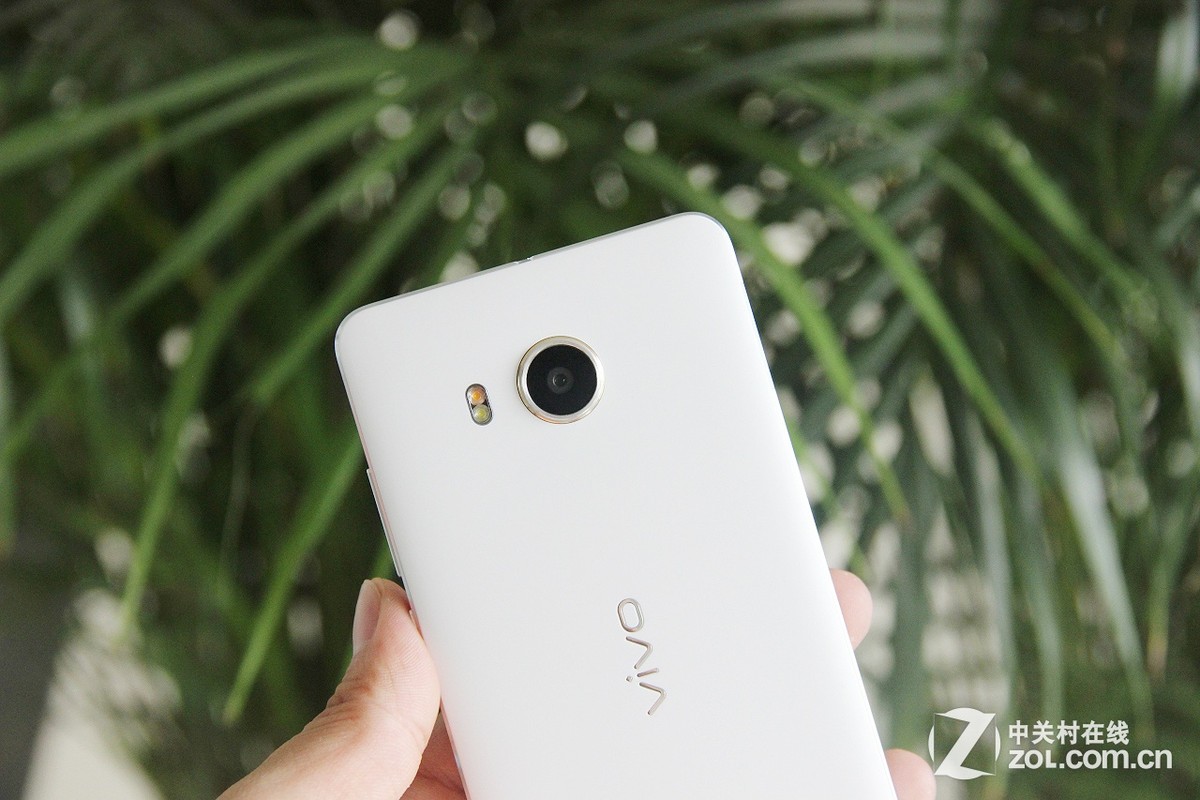 手机 vivo手机 vivo xshot(x710l/旗舰版) 图片 返回综述页