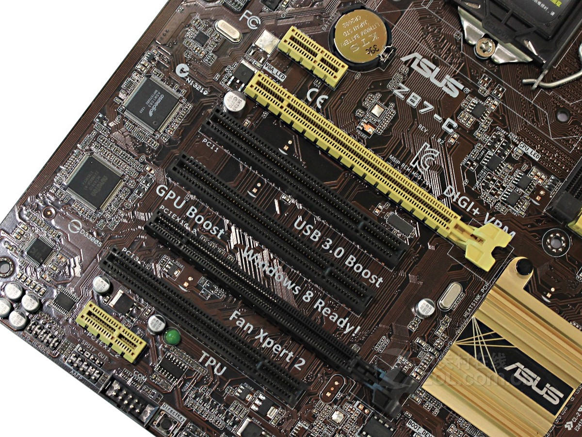 主板 华硕主板 华硕z87-c 图片 局部细节图4 / 26隐藏