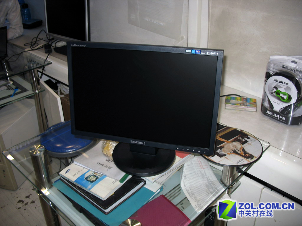 液晶显示器 三星液晶显示器 三星940nw  图片 返回综述页3 / 40隐藏