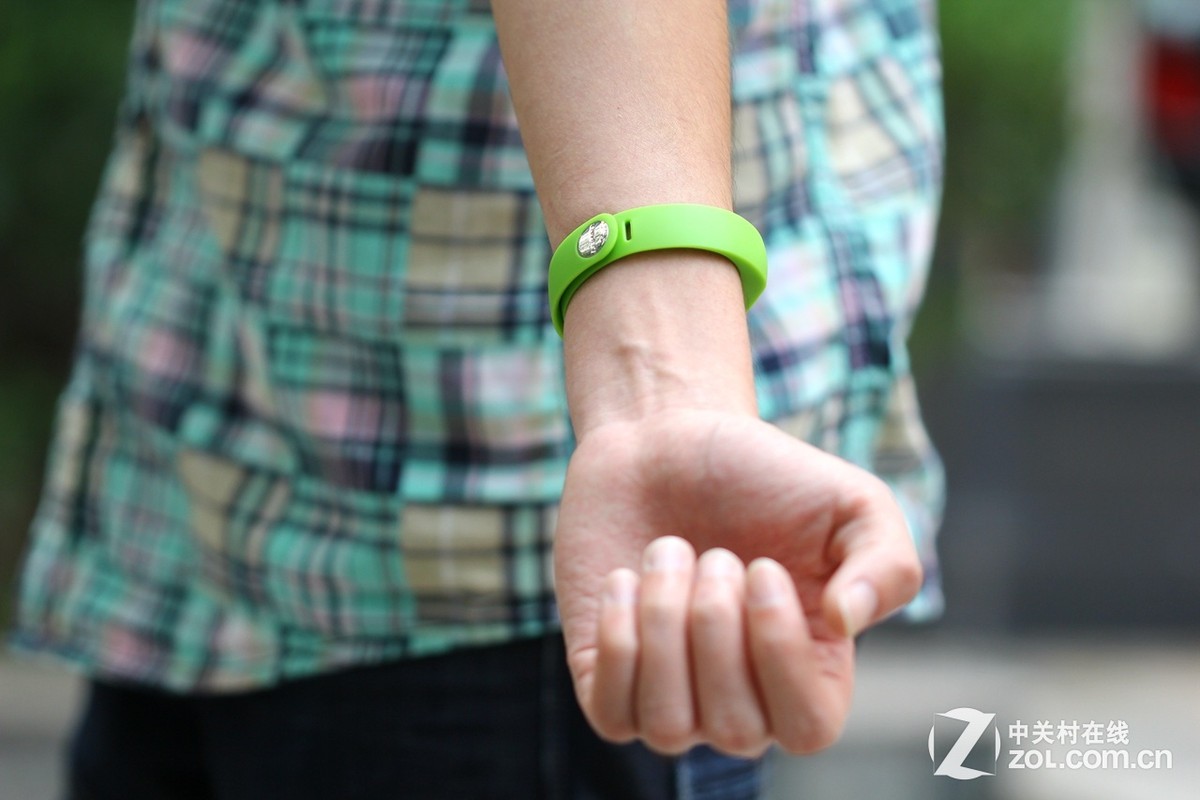 智能手环 乐跑智能手环 乐跑手环1.5 图片 返回综述页8 / 30隐藏