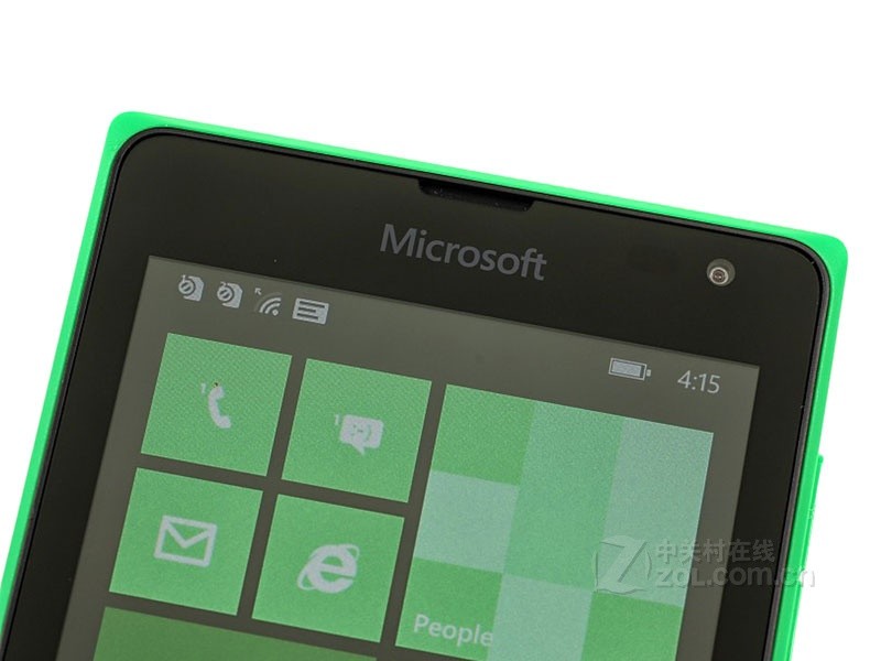 microsoft lumia 435 局部细节图(6/6)