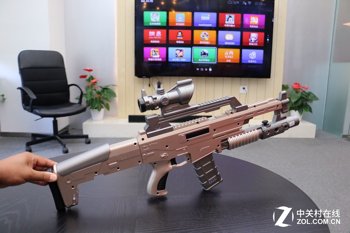 【高清图】 电视娱乐新挑战 乐视体感枪体验测试图8