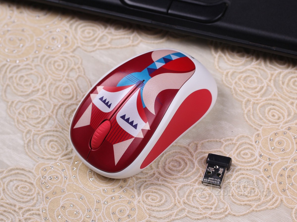 【高清图】 罗技(logitech)m238无线鼠标效果图 图46