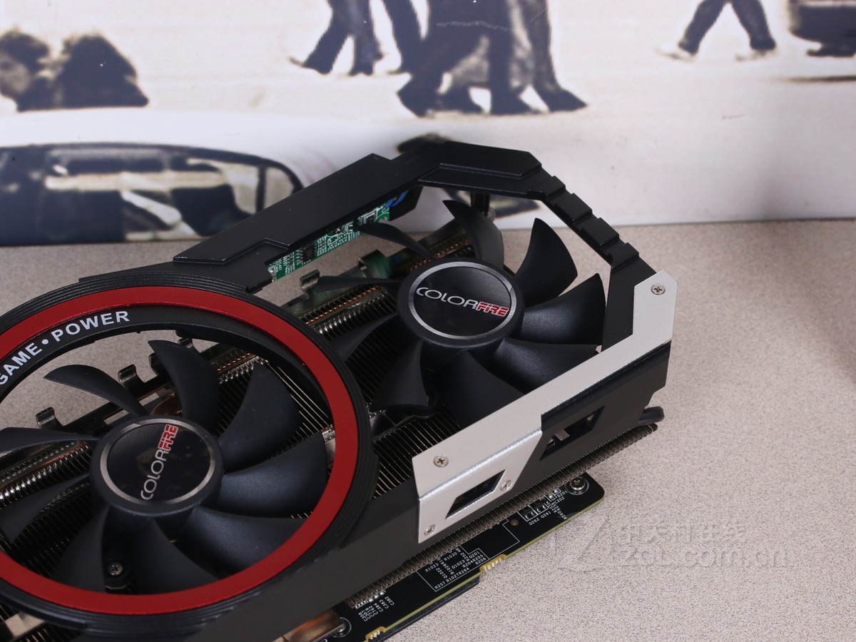 镭风r9-380 ustorm-4gd5 效果图(10/16)