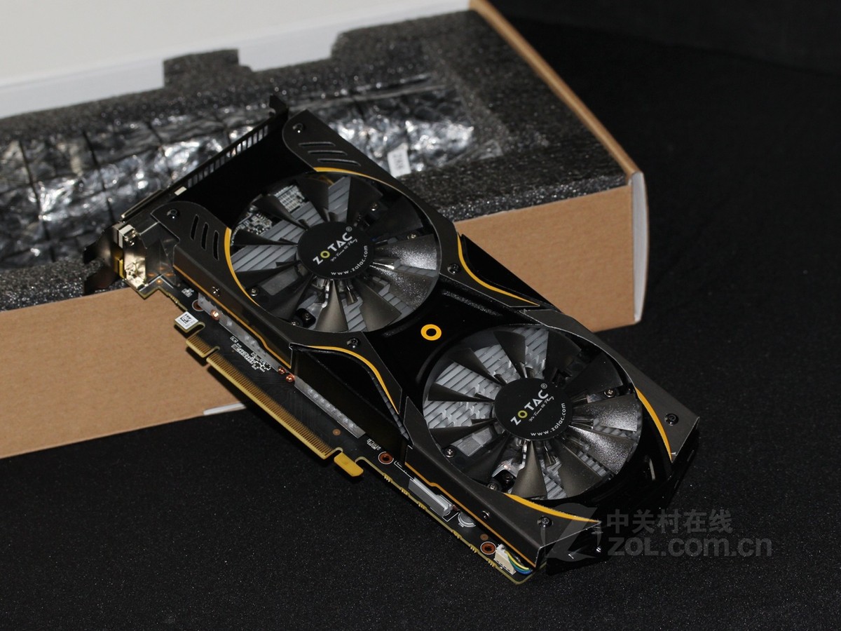 索泰gtx 950-2gd5 霹雳版 ha