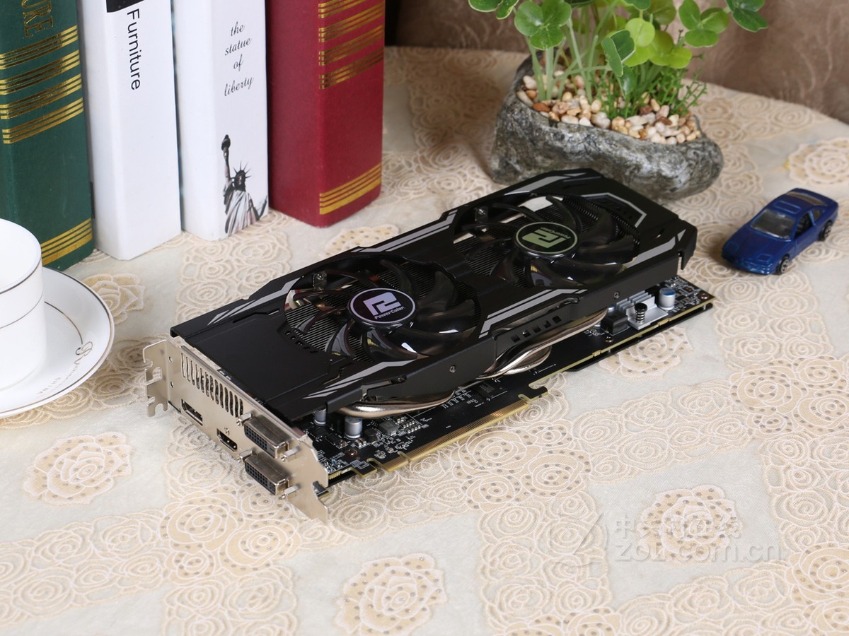 迪兰r9 380x 酷能 4g plus 效果图(7/38)