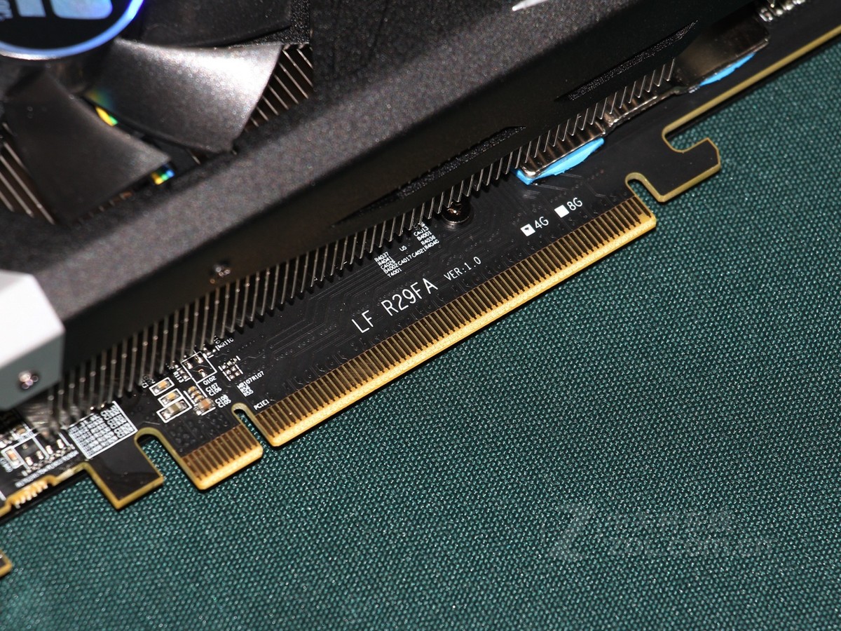 【高清图】 迪兰(powercolortech)r9 390 酷能 4g实拍图 图110