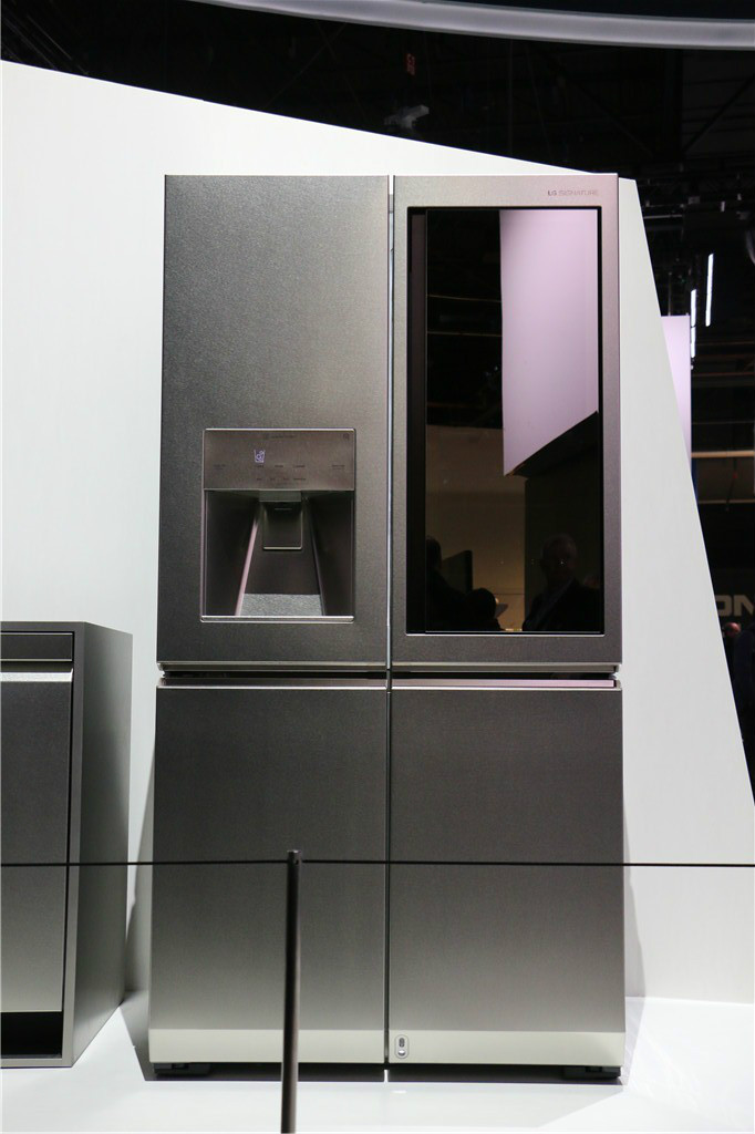 lg signature的整体外观