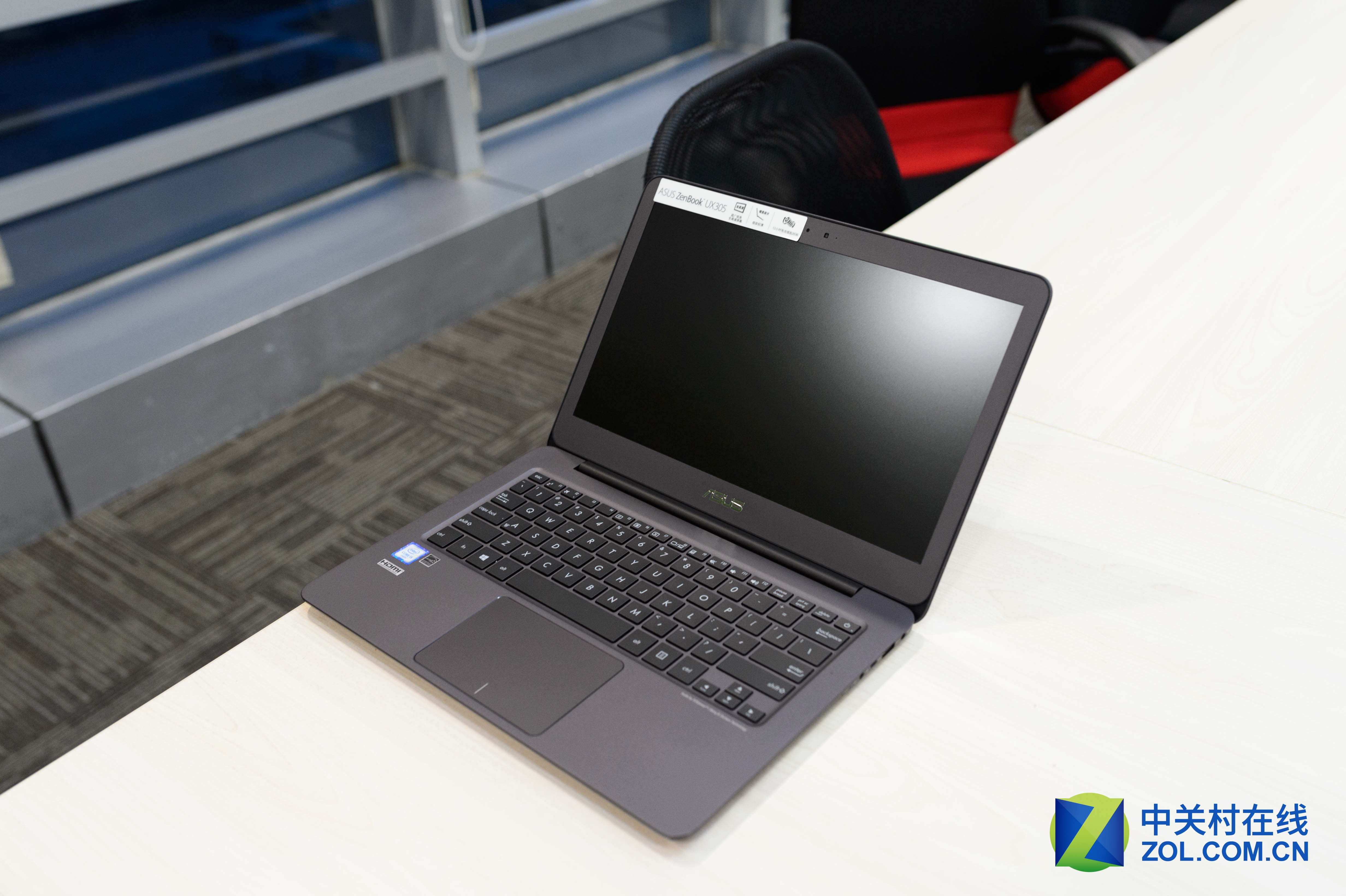 【高清图】 六代酷睿强劲i5 华硕u305ua轻薄本评测图1