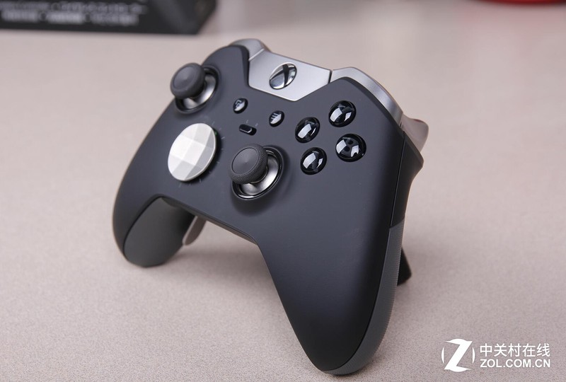 值不值1000 微软xbox精英游戏手柄首测 (36/48)