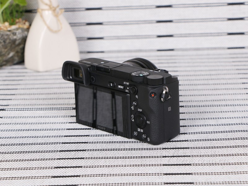 Sony/ ILCE-6300 (16-70mm F4 ) A6300˾ͷװ ΢