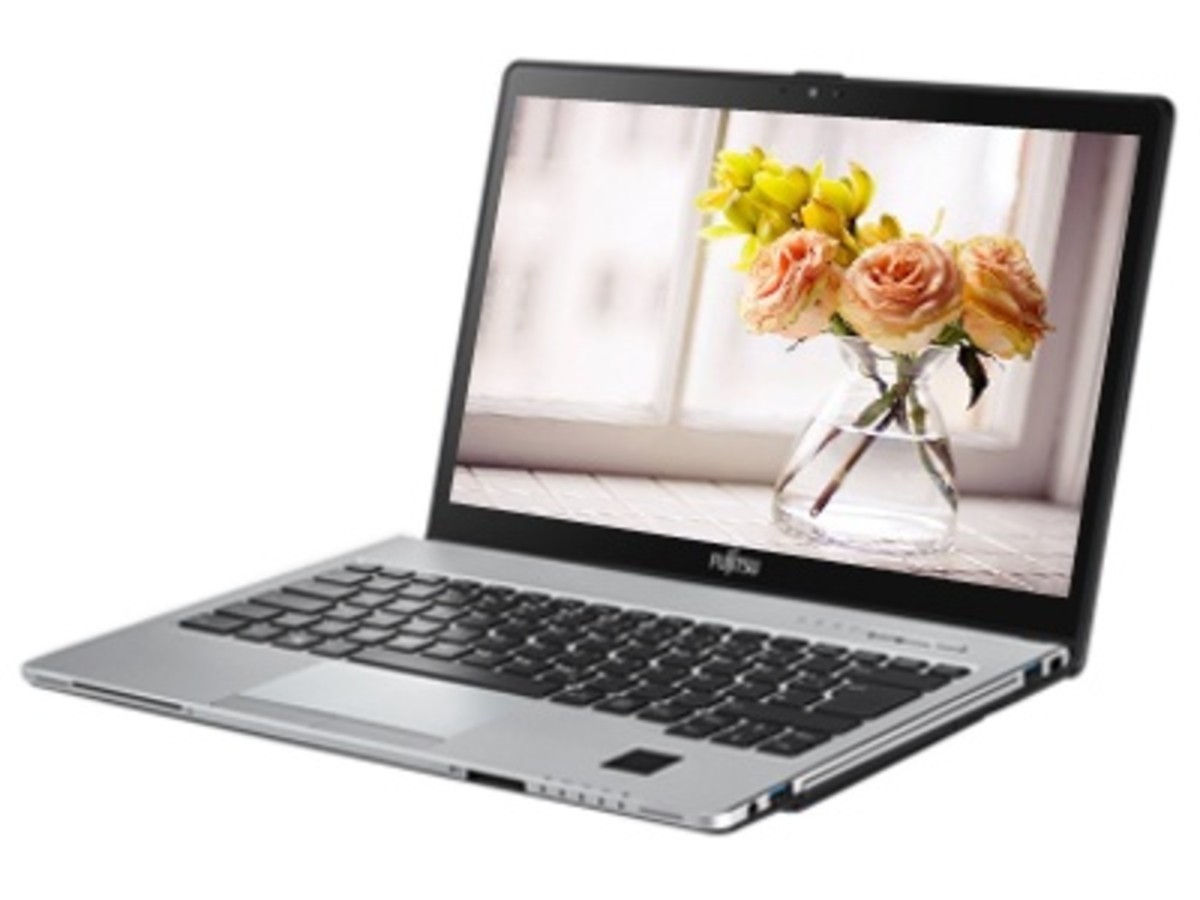 【高清图】 富士通(fujitsu)s935(i5 5200u)整体外观图 图1