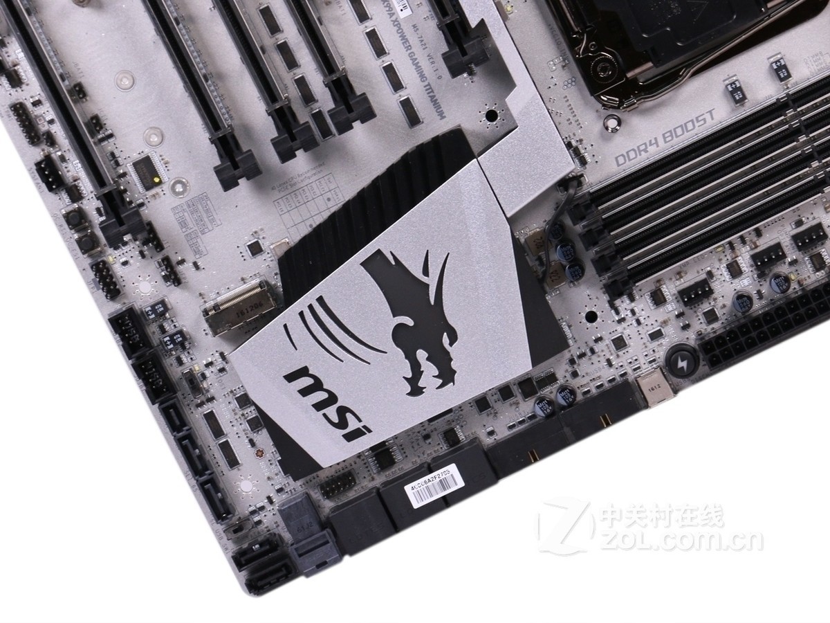 【高清图】 msi微星(msi)微星x99a xpower gaming titanium局部细节图